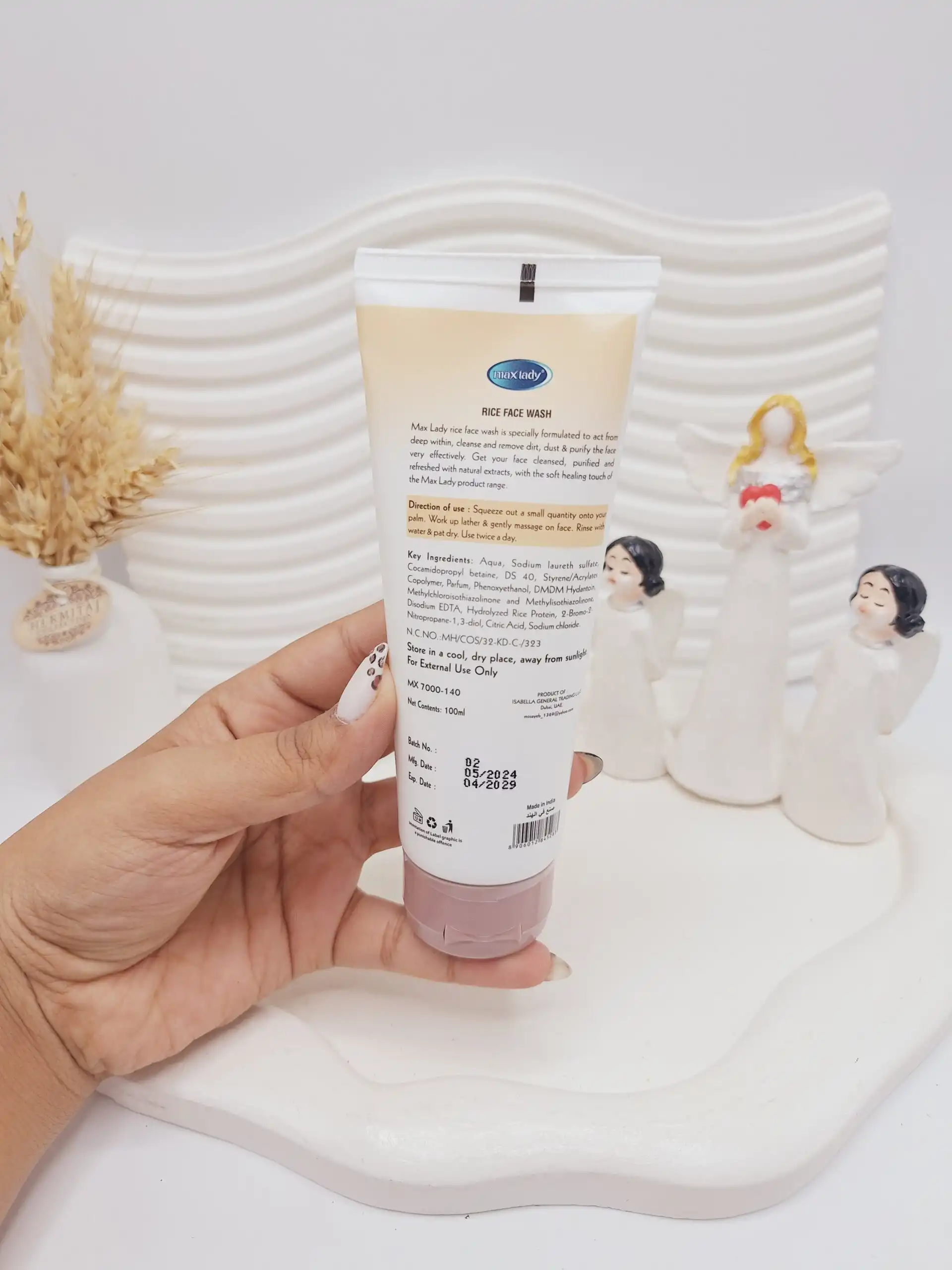 فیس واش صورت برنج مخصوص روشنایی و جوانسازی پوست مکس لیدی