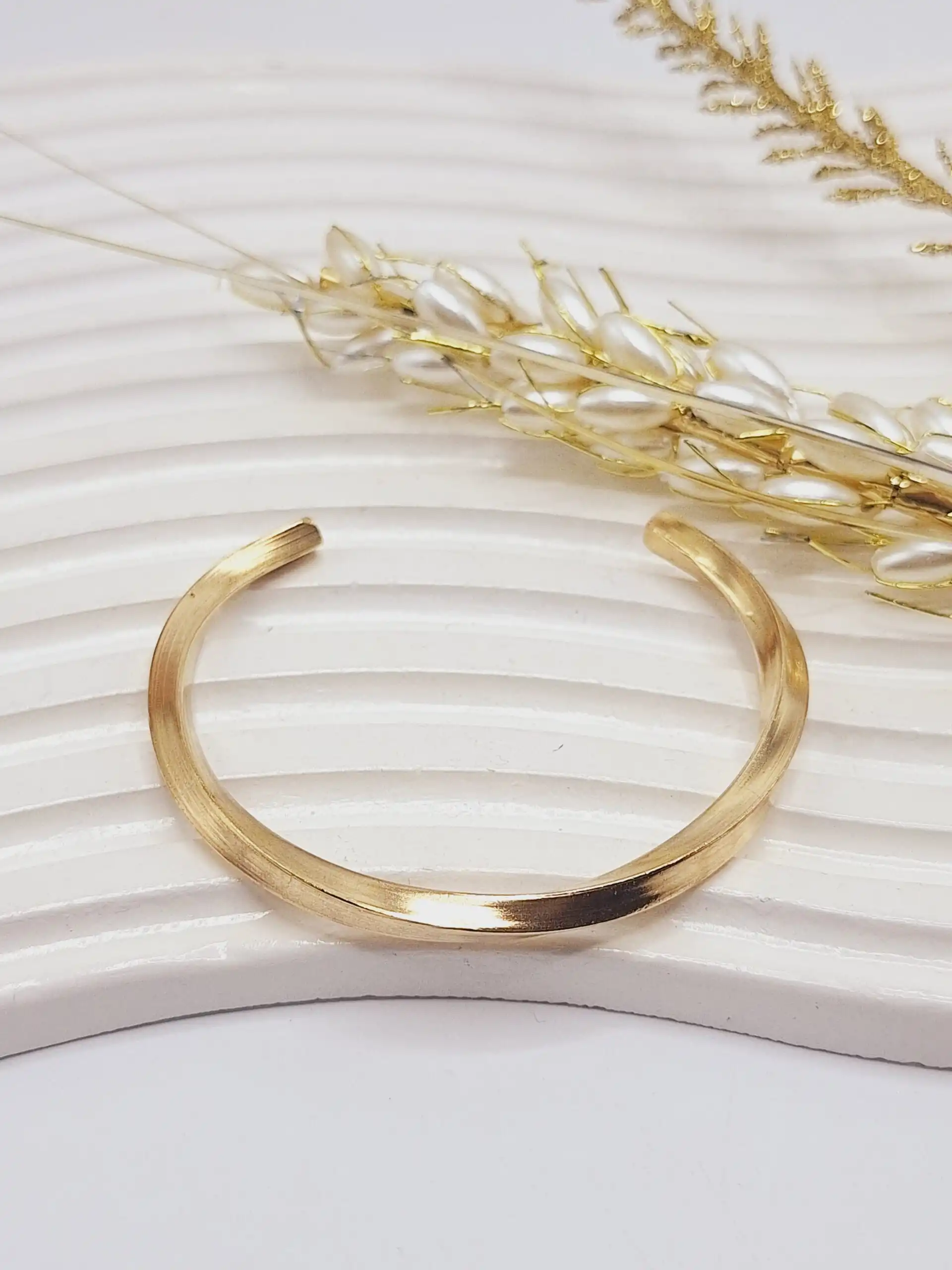 دستبند زنانه و مردانه استیل طلایی