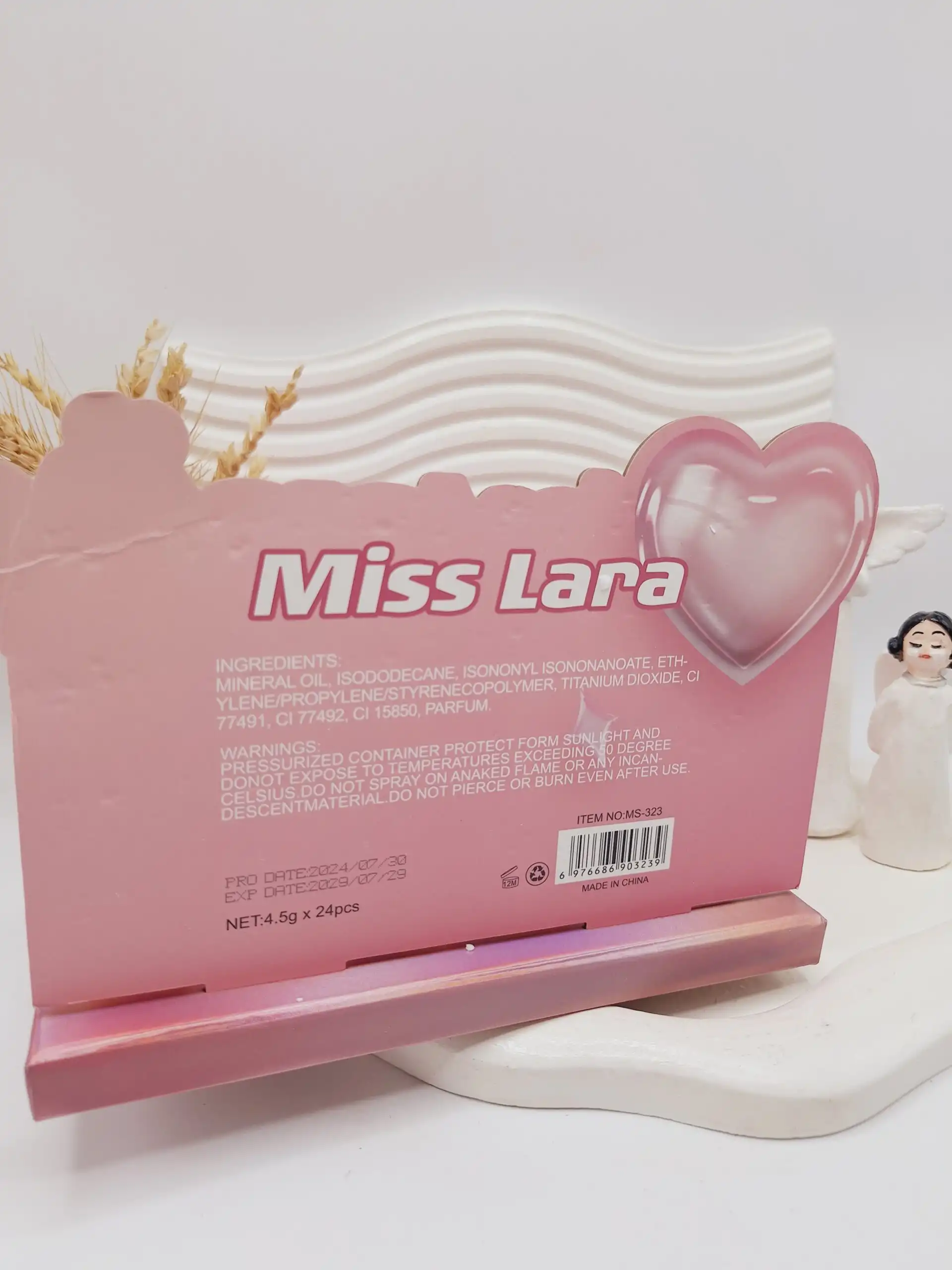 لیپ گلاس خیس قلبی برند Miss Lara کد 323