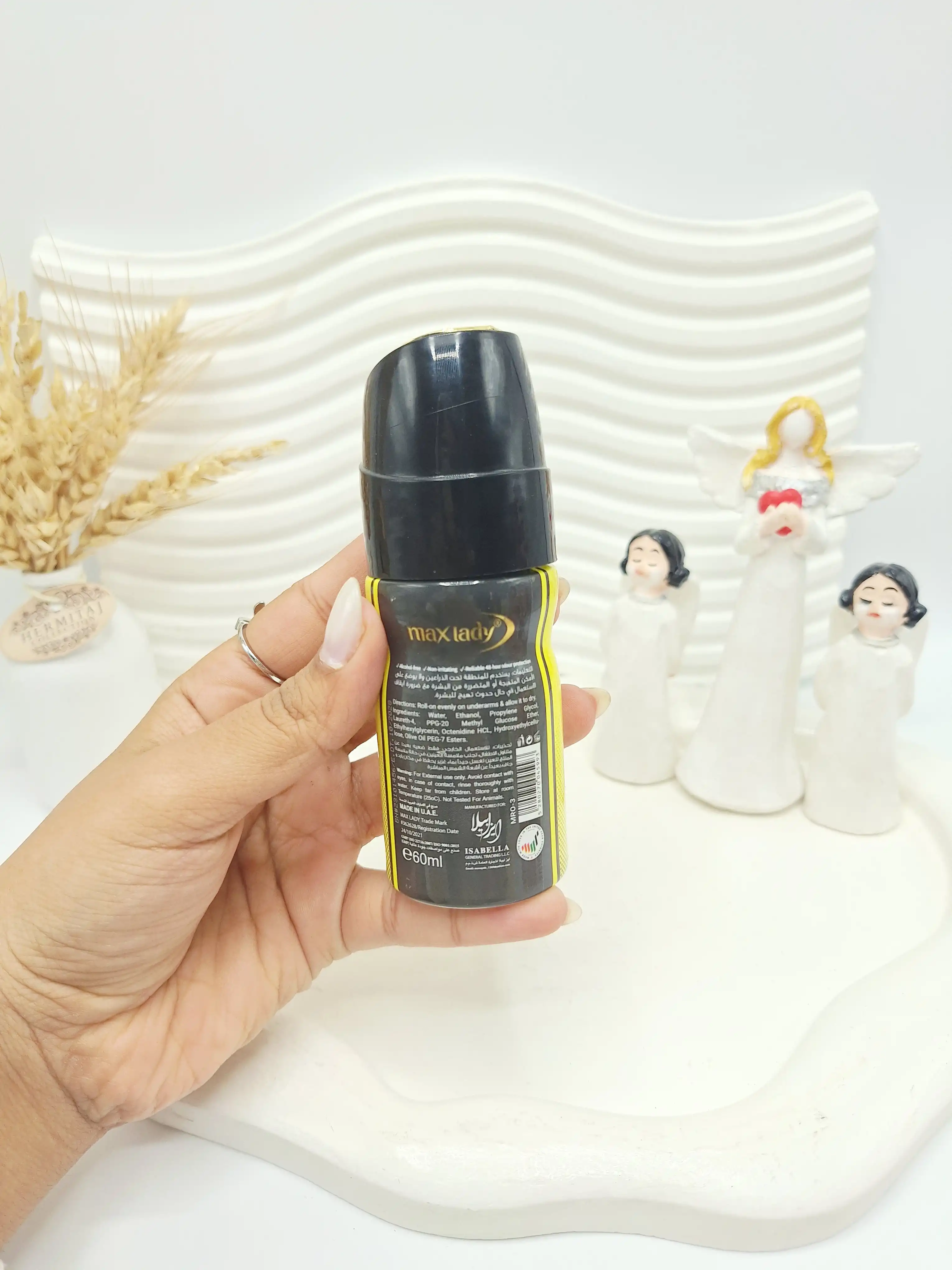 مام رولی ضد تعریق DEODORANT ROLL ON حجم 60 میل برند مکس لیدی کد 5993