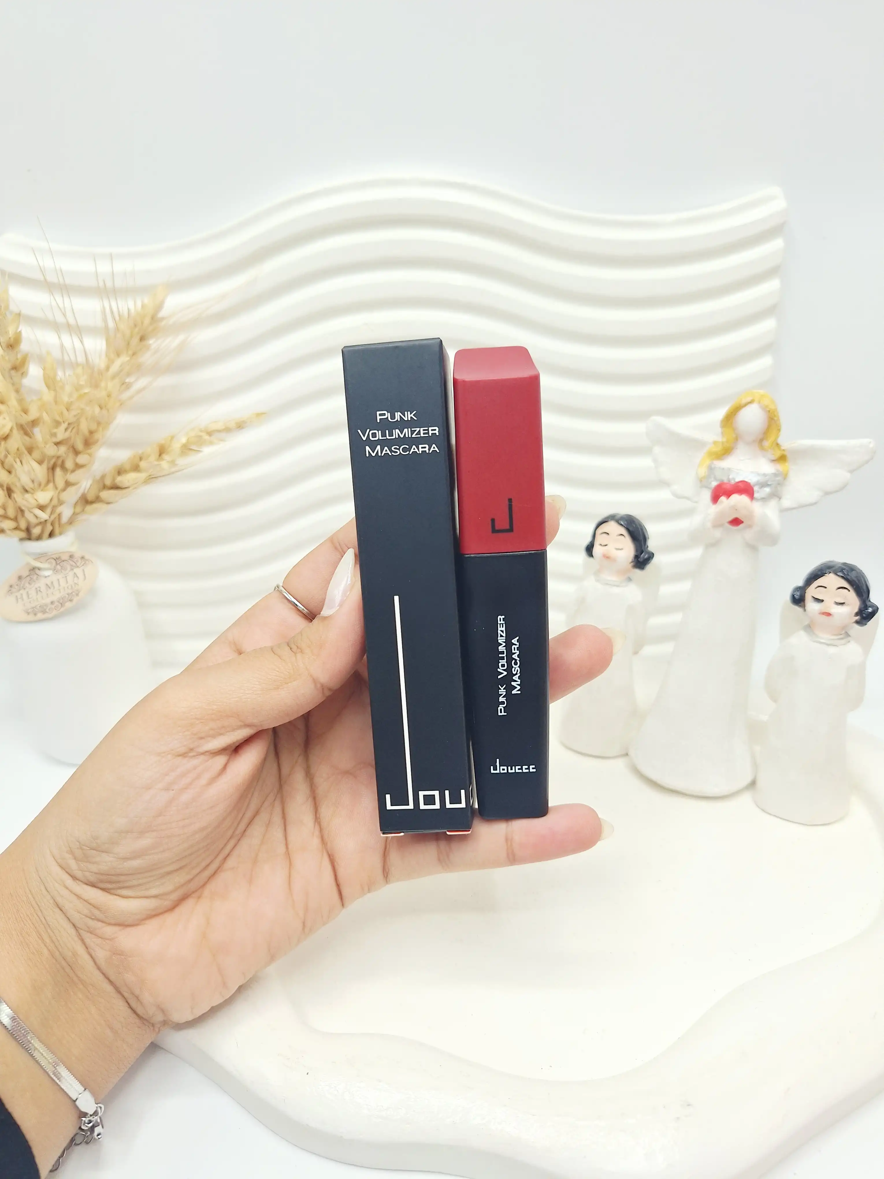 ريمل حجم دهنده و پر پشت کننده مژه دوسه Doucce کد 4974