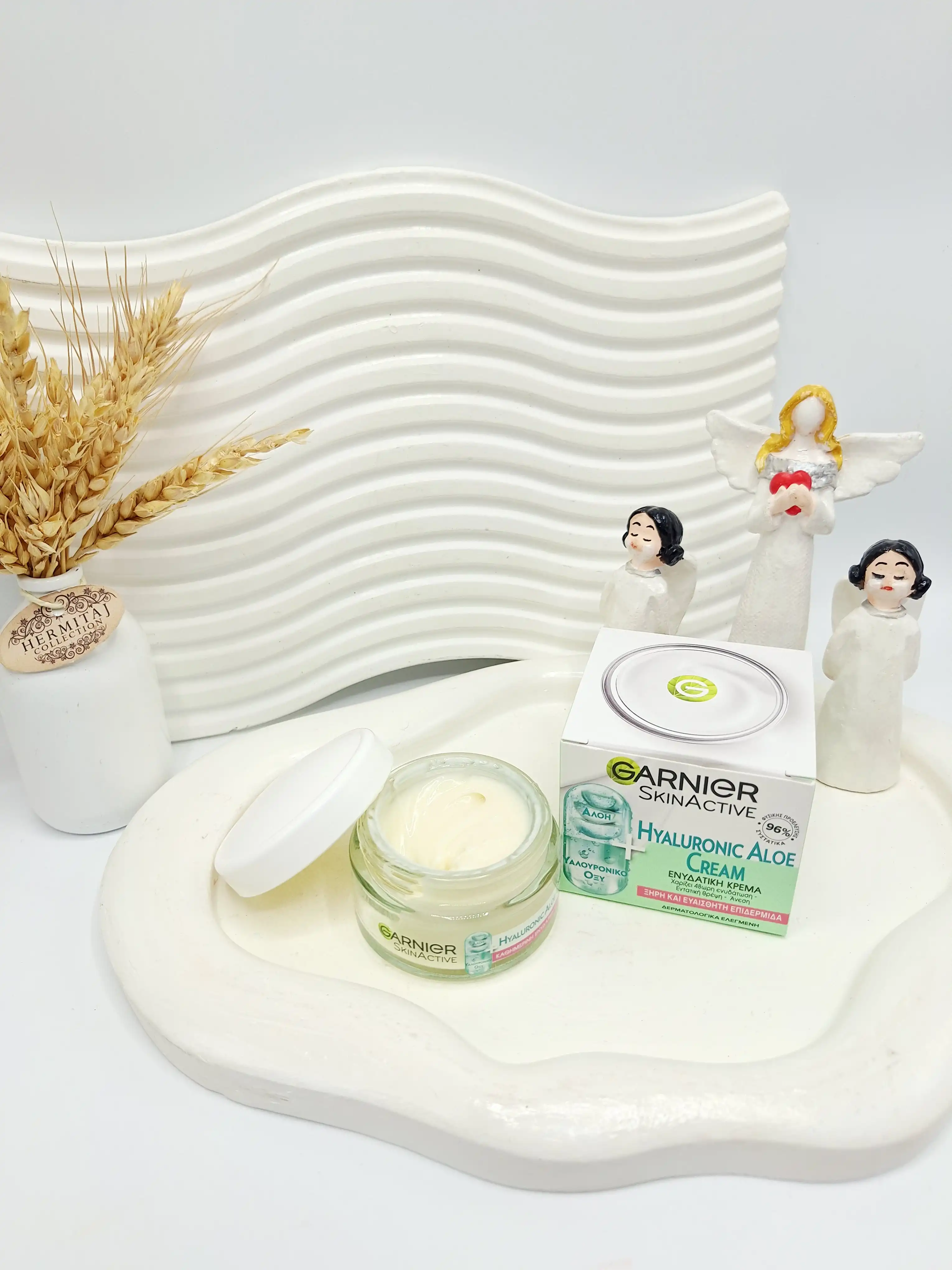 کرم آبرسان هیالورونیک آلوورا گارنیر مناسب پوست خشک و حساس اصل و اورجینال کد 8244