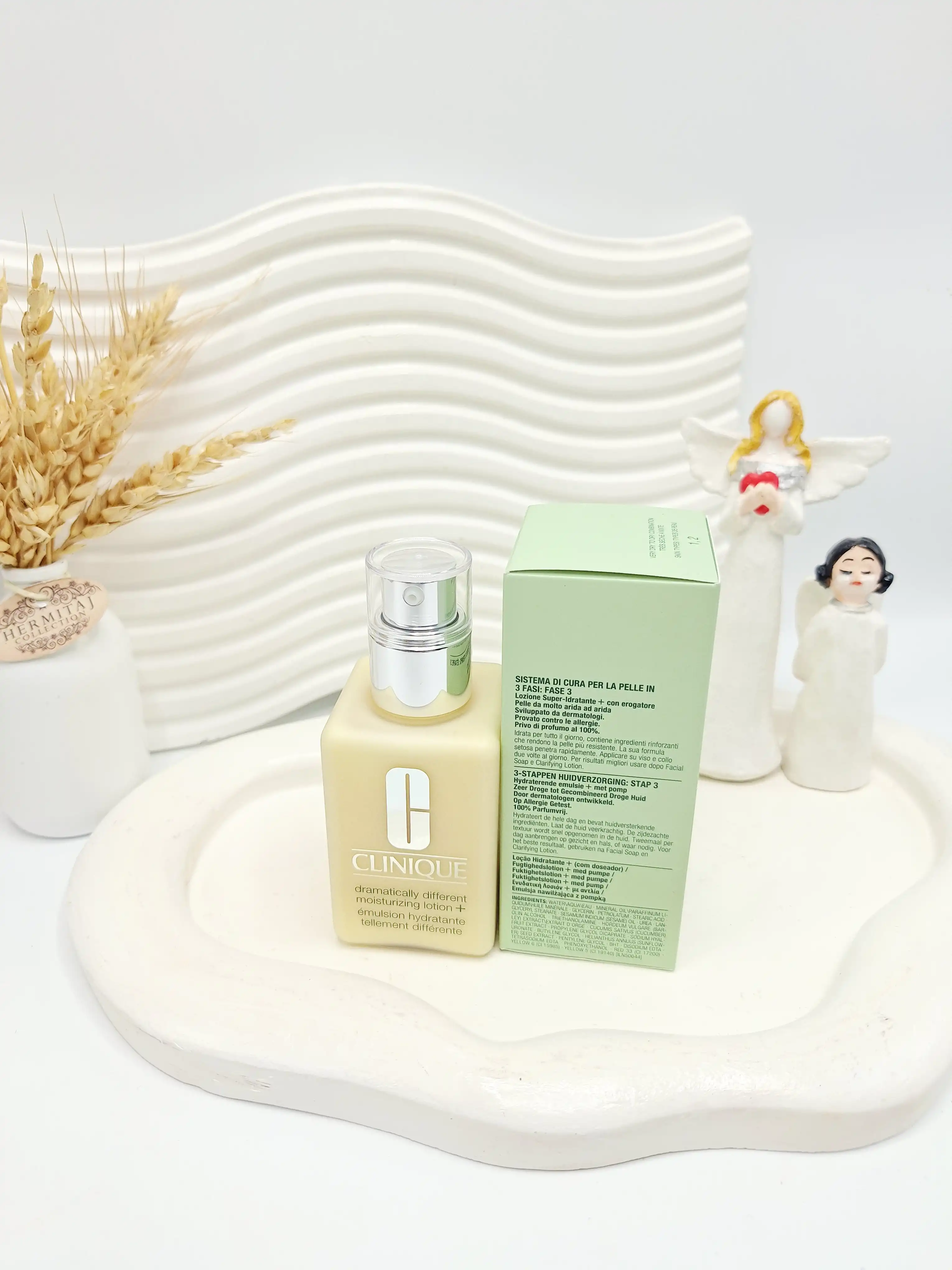 کرم مرطوب کننده کلینیک دراماتیک دیفرنت پلاس اورجینال اصل قوطی سبز پمپی کد 9890