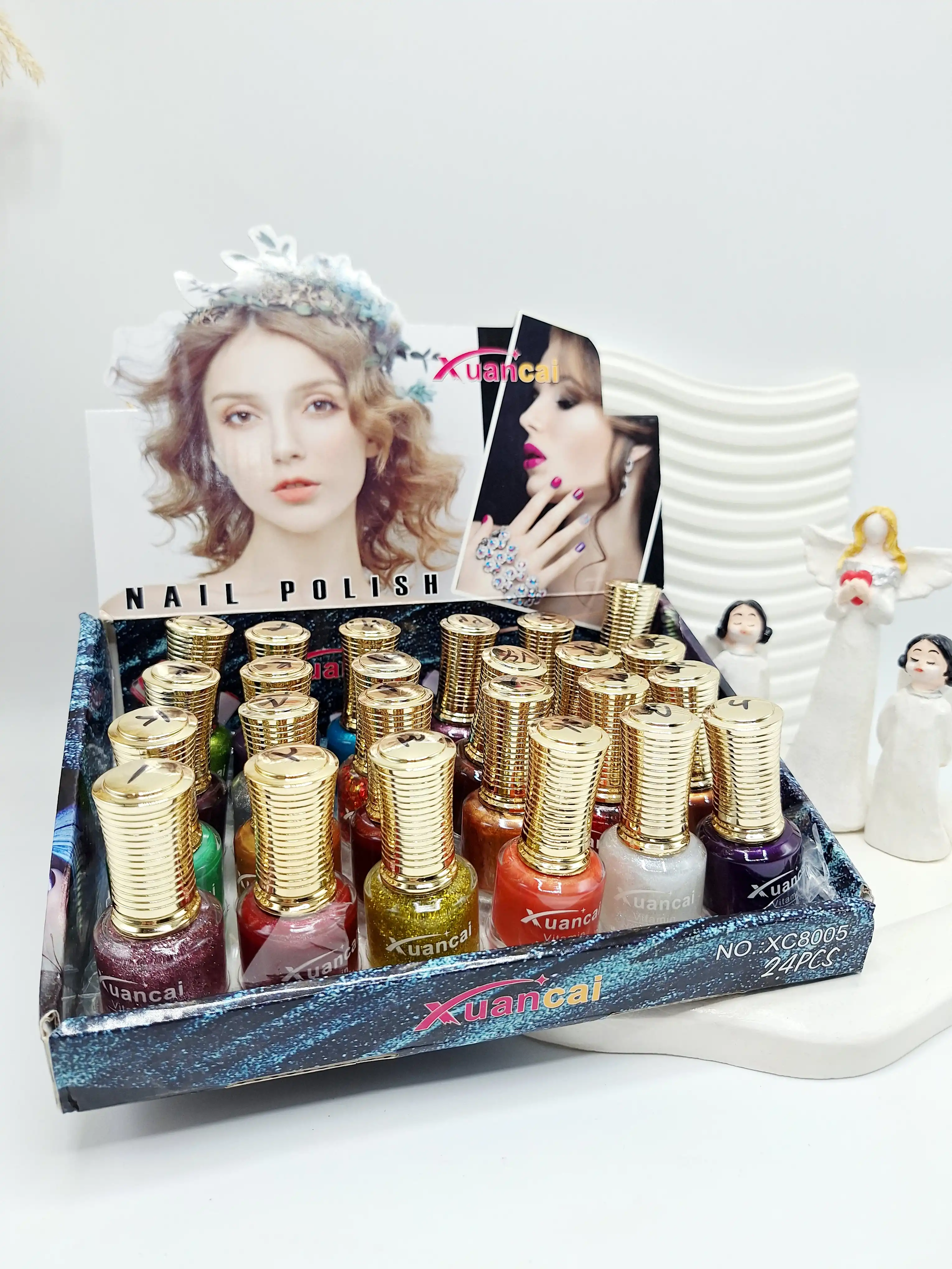 لاک ناخن دایره ای سر طلایی برند Xuancai کد 8055