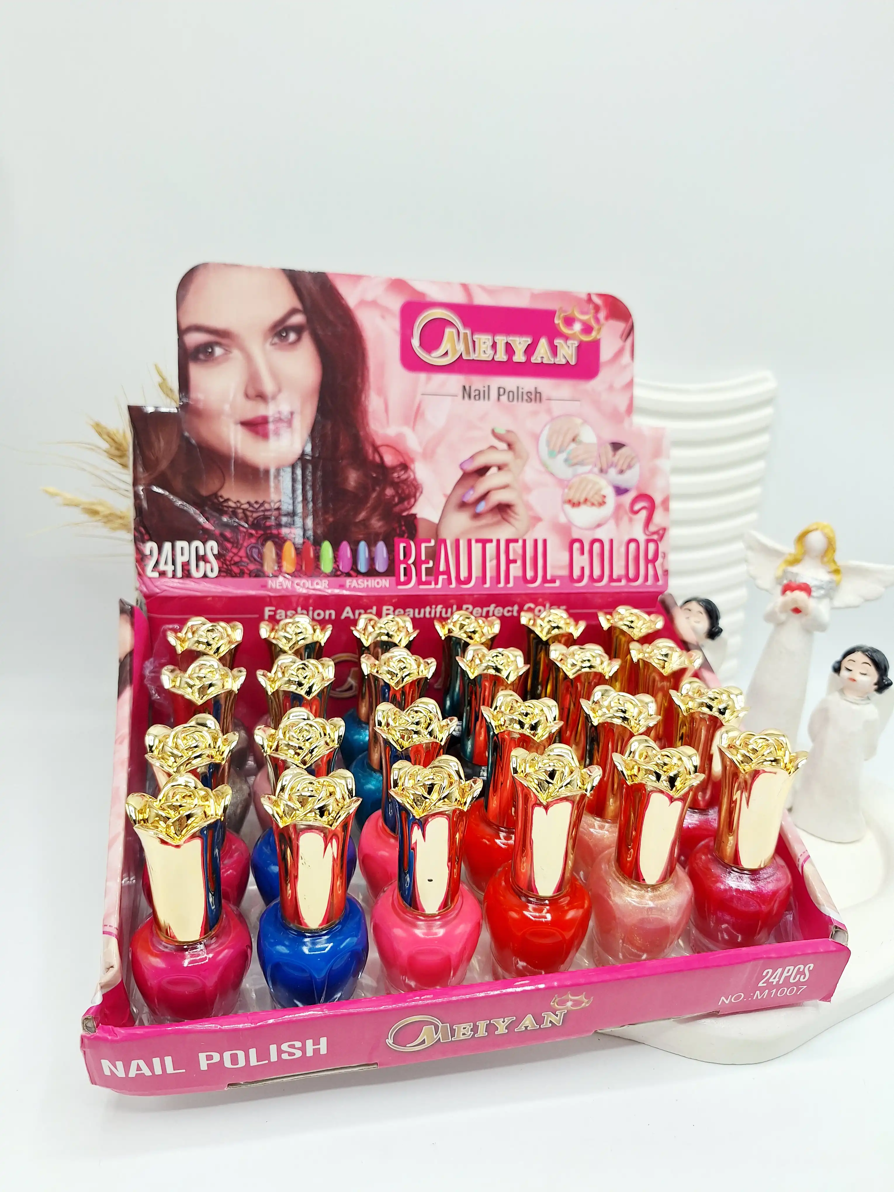 لاک ناخن طرح سر تاج گل کد 1007