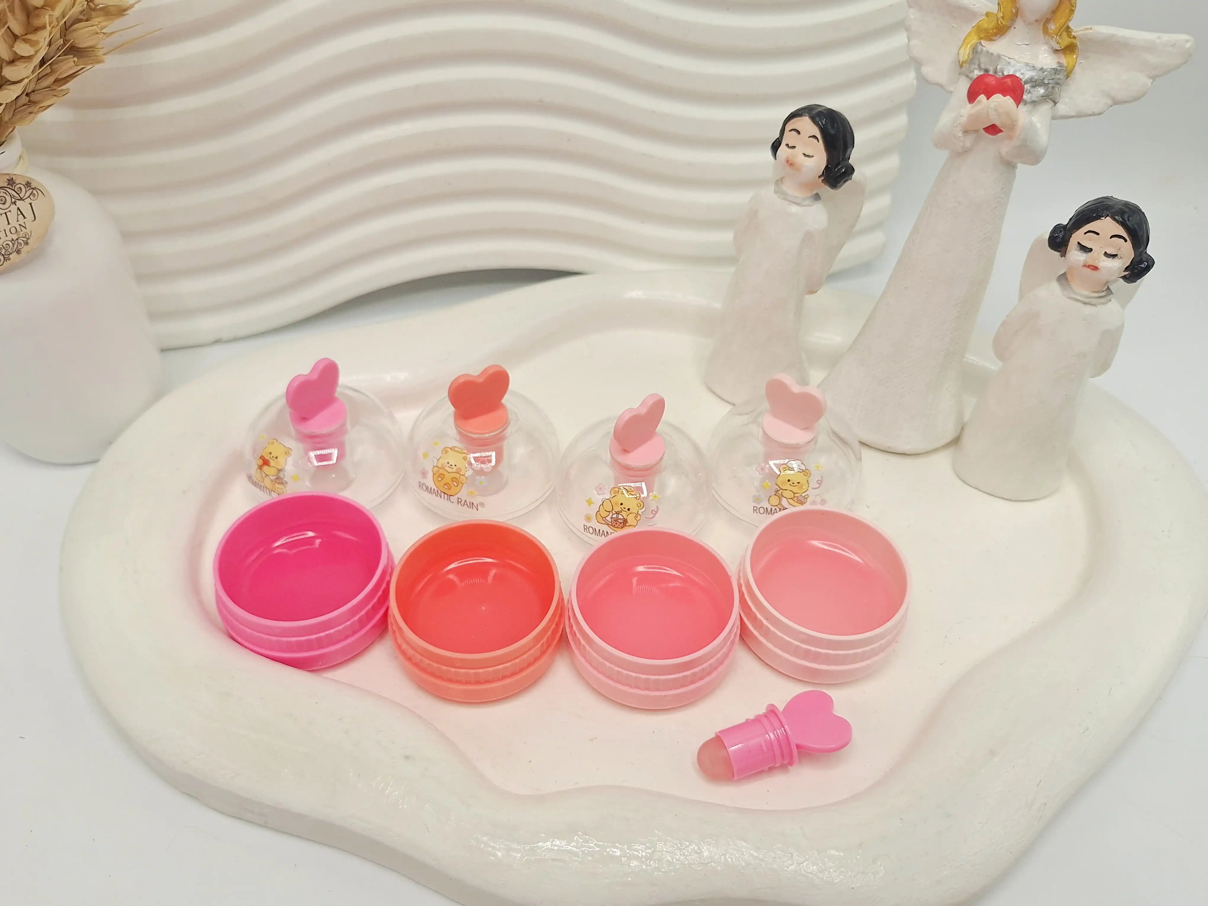 رژ لب و گونه کاسه ای قلبی همراه براش برند ROMANTIC RAIN کد 9213